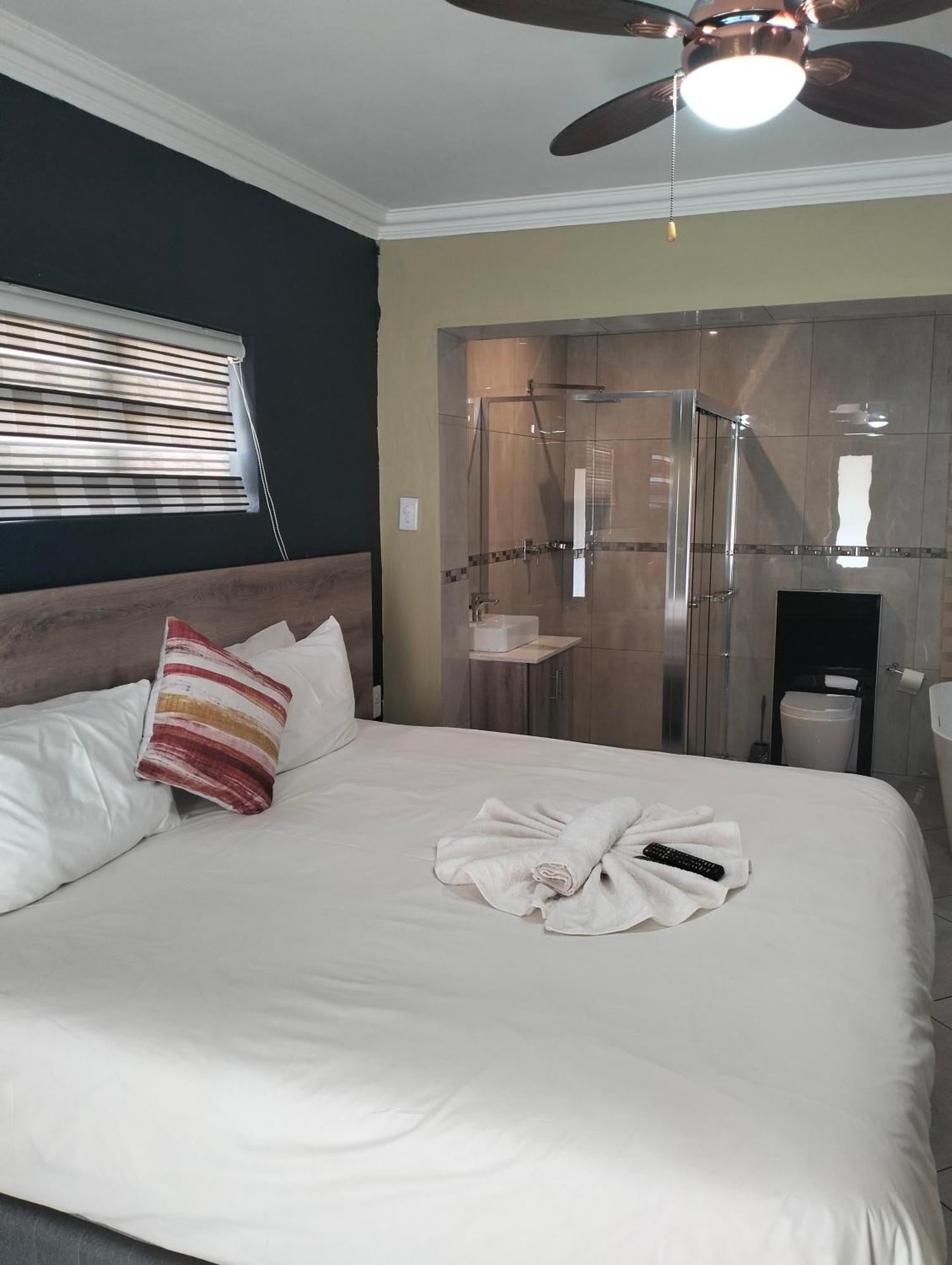 Sunrise Boutique Hotel Уитбанк Екстериор снимка